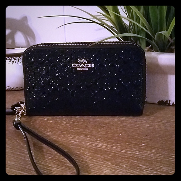 Coach Handbags - Black Patent Leather Coach Wrislet